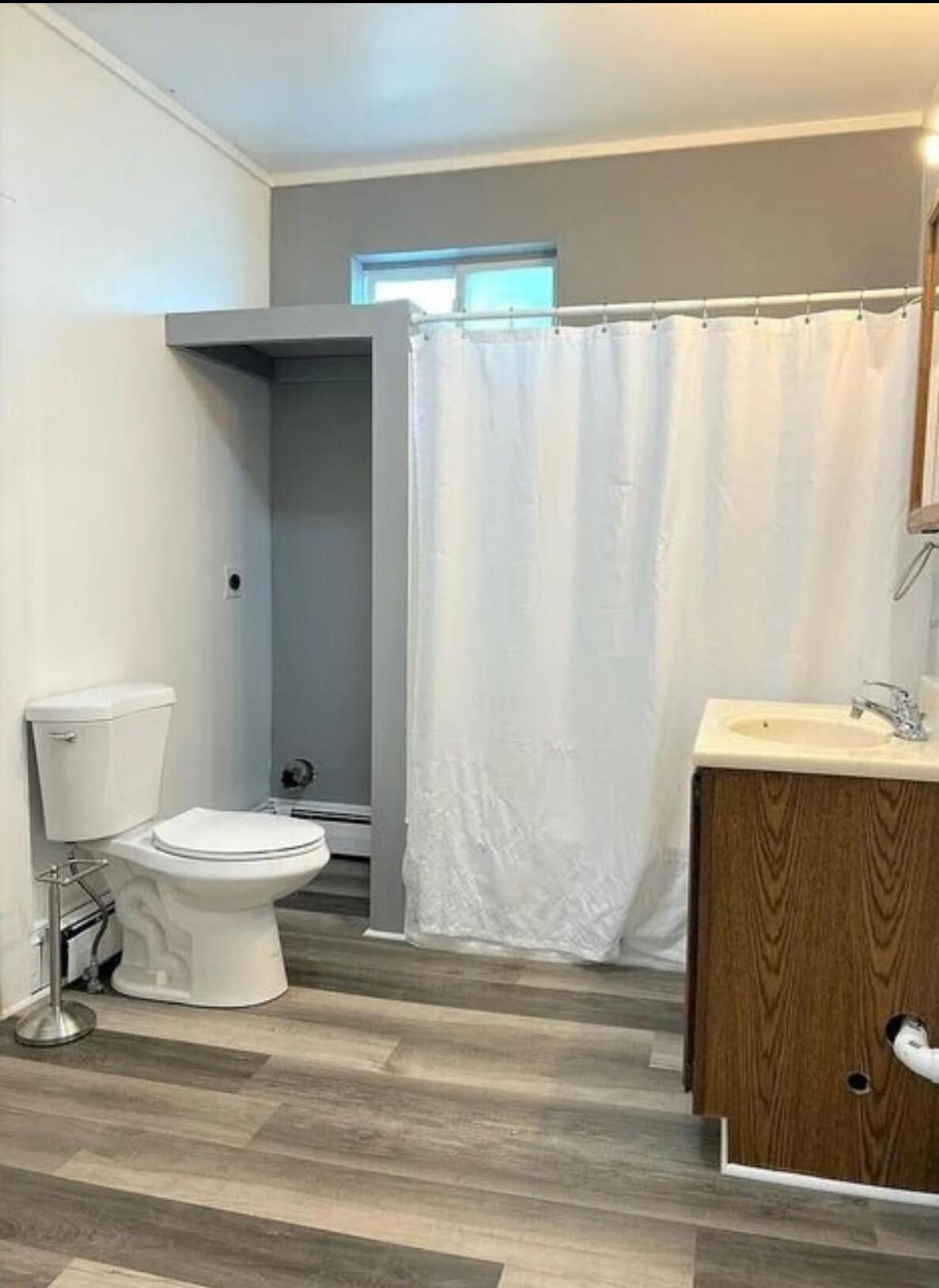 Building Photo - 98 Blake St