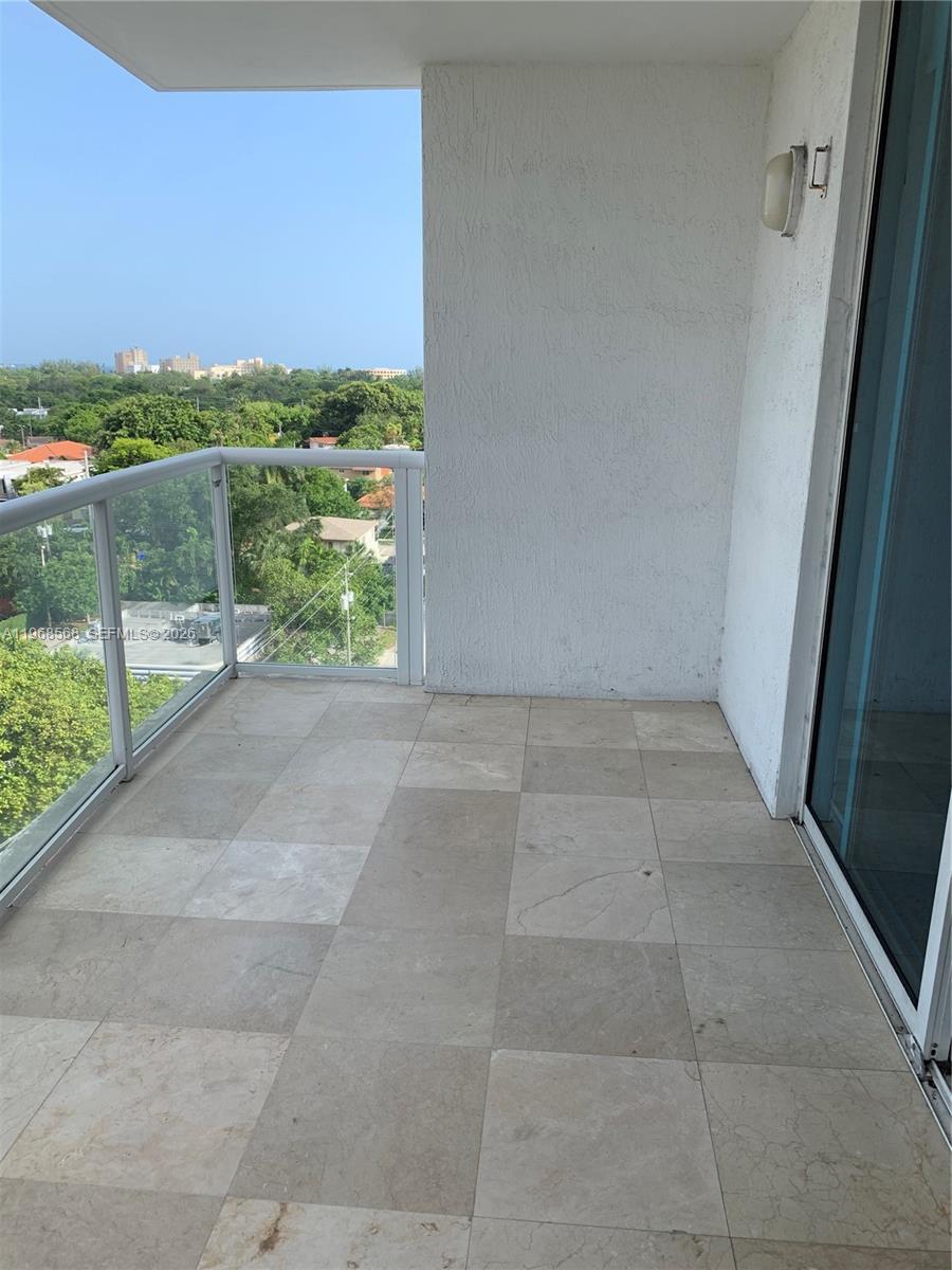 Building Photo - 1401 SW 22nd St