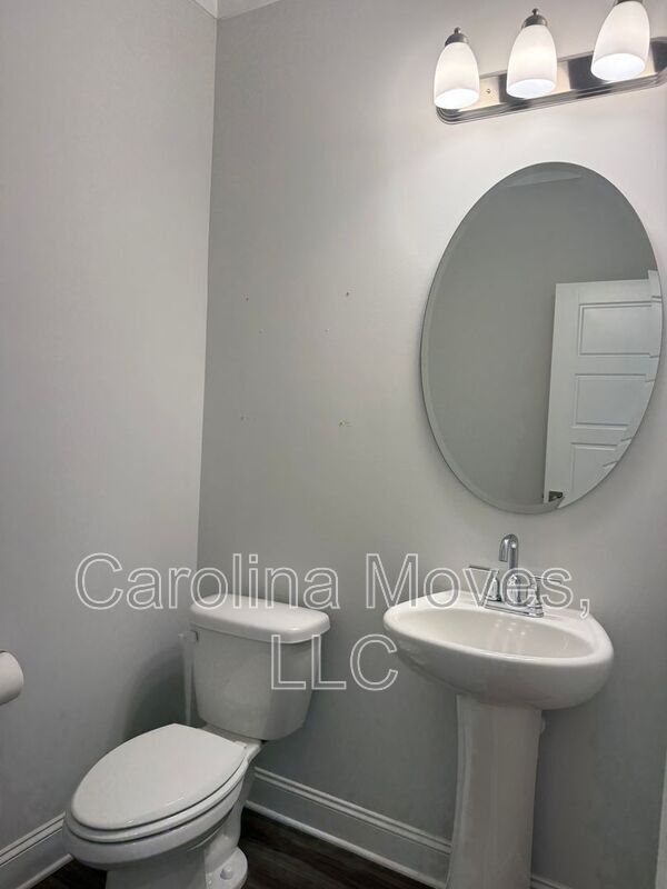 Building Photo - 2103 Greasby Ct