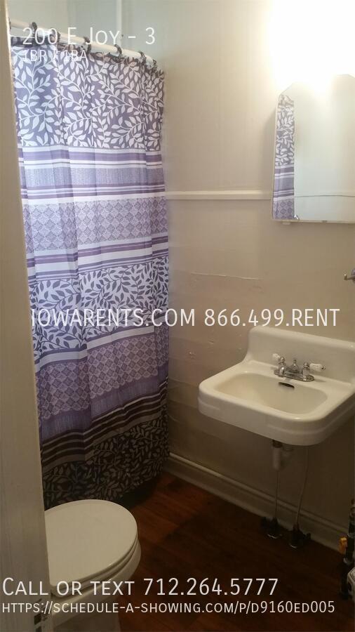 Building Photo - 200 E Joy-3