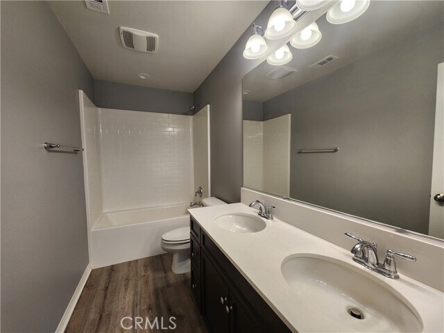 Building Photo - 6338 Creekstone Way