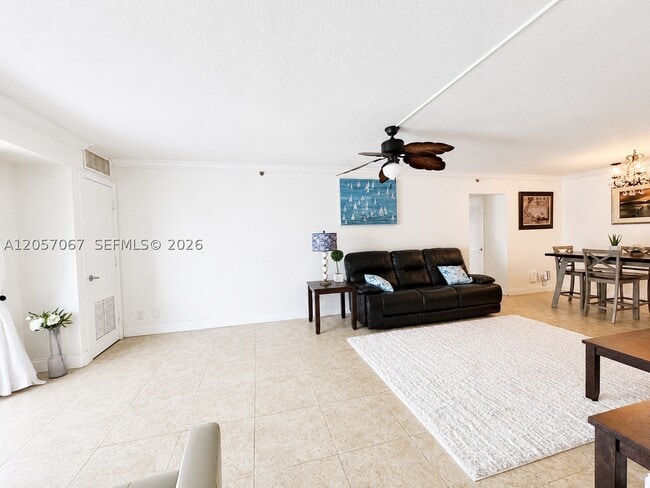 Building Photo - 3221 S Ocean Blvd