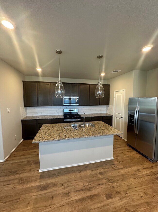 Building Photo - 206 Mercury Sky Rd