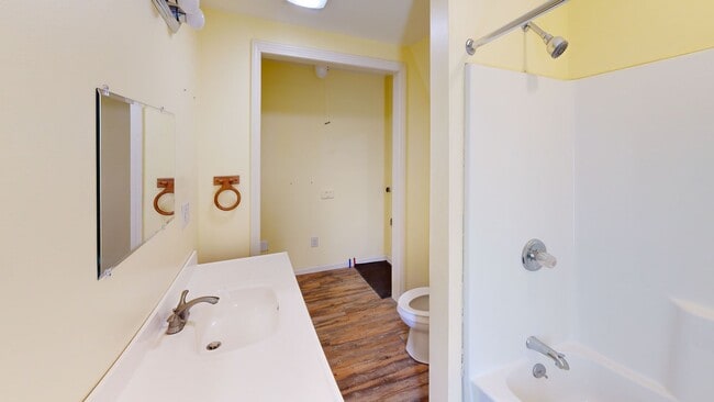 Building Photo - 1364 Creamery Rd