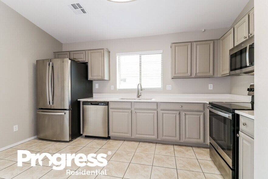 Building Photo - 1465 S 230th Dr