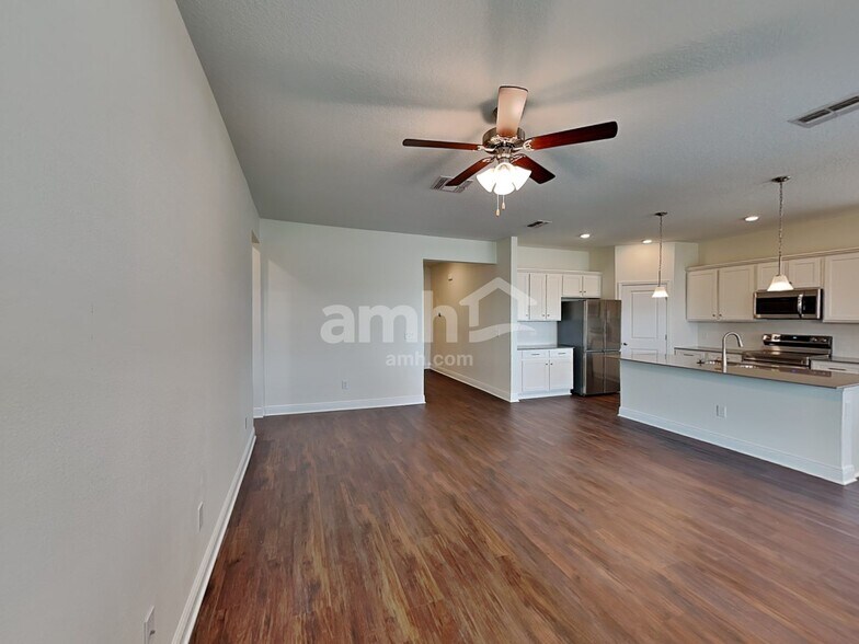 Building Photo - 2721 Ponds Trl