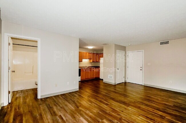 Building Photo - 1702 W Michigan St