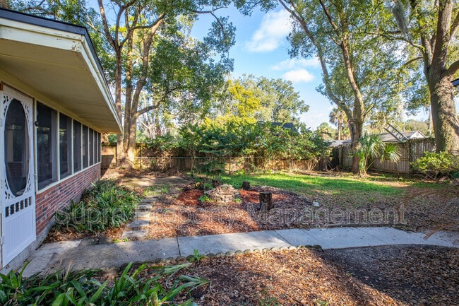 Building Photo - 1059 Glynlea Rd