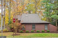 Building Photo - 1813 Glade Ct