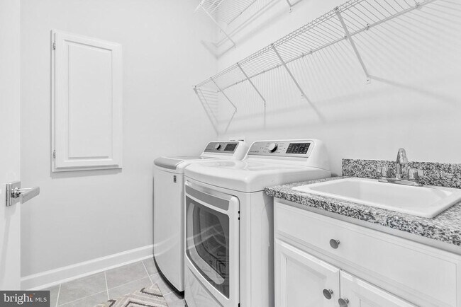 Building Photo - 44646 Provincetown Dr
