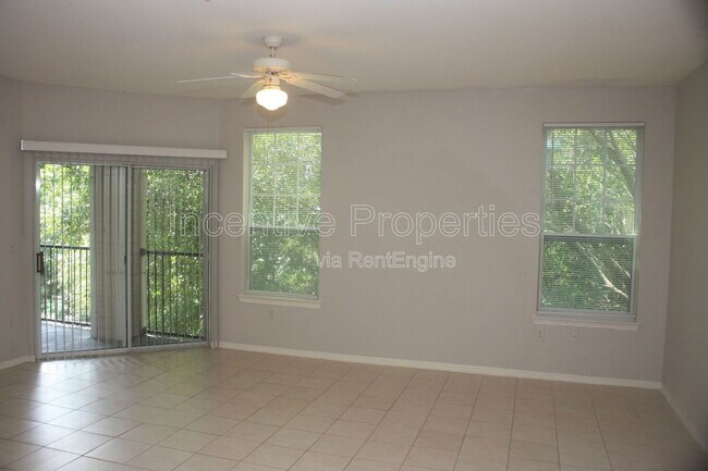 Building Photo - 1985 Erving Cir