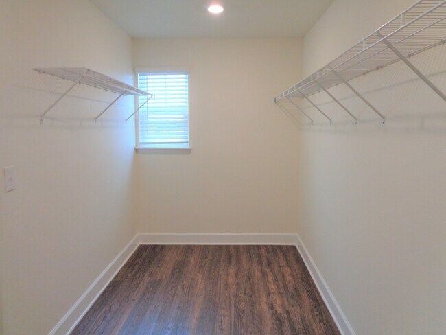 Building Photo - 4607 Windy Hammock Way