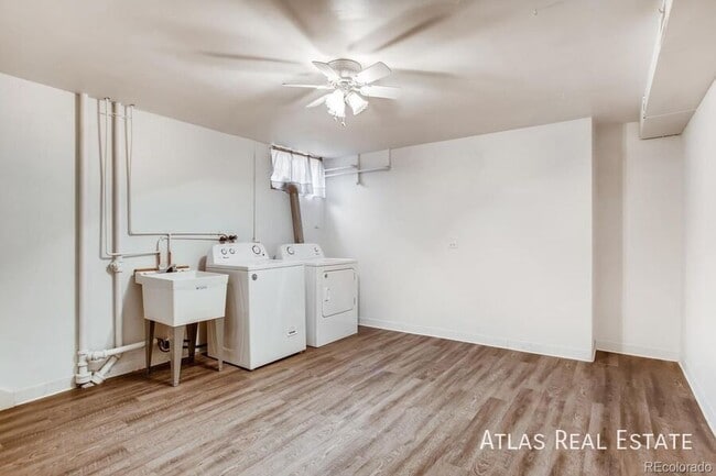 Building Photo - 1304 W Crestline-