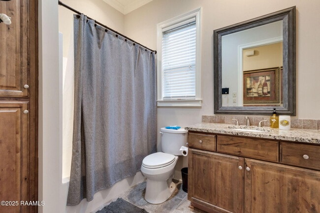 Building Photo - 215 Capstone Crossing