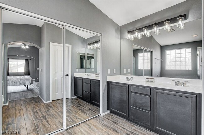Building Photo - 6861 Sweet Pecan St