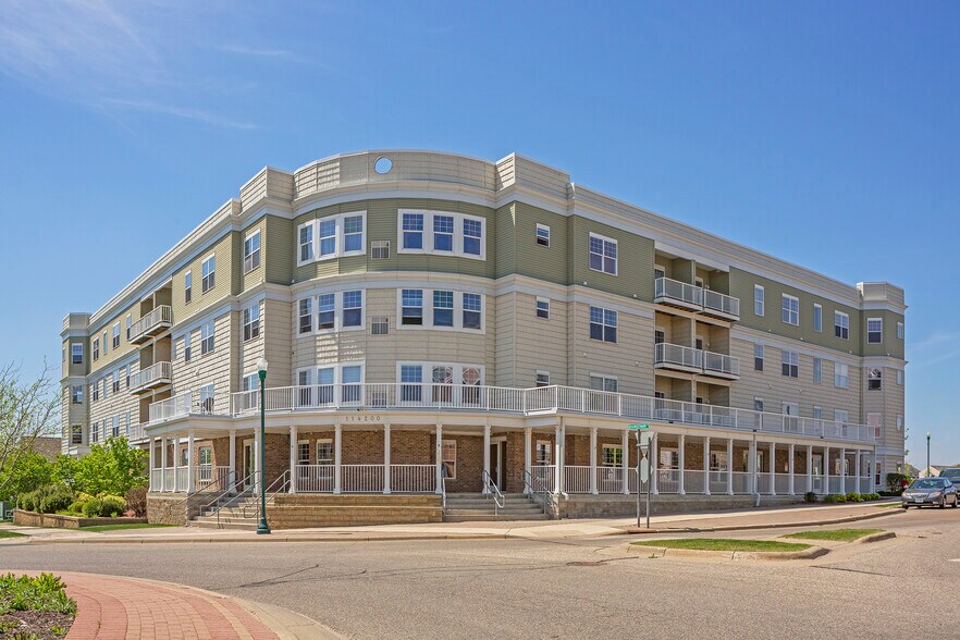 Building Photo - 114200 Hundertmark Rd