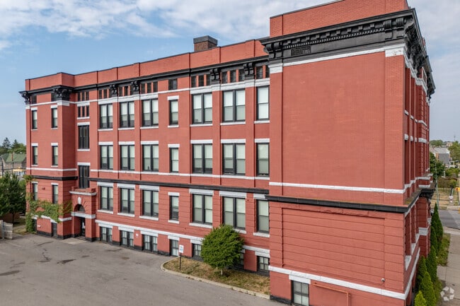 Building Photo - Parkview Apartments