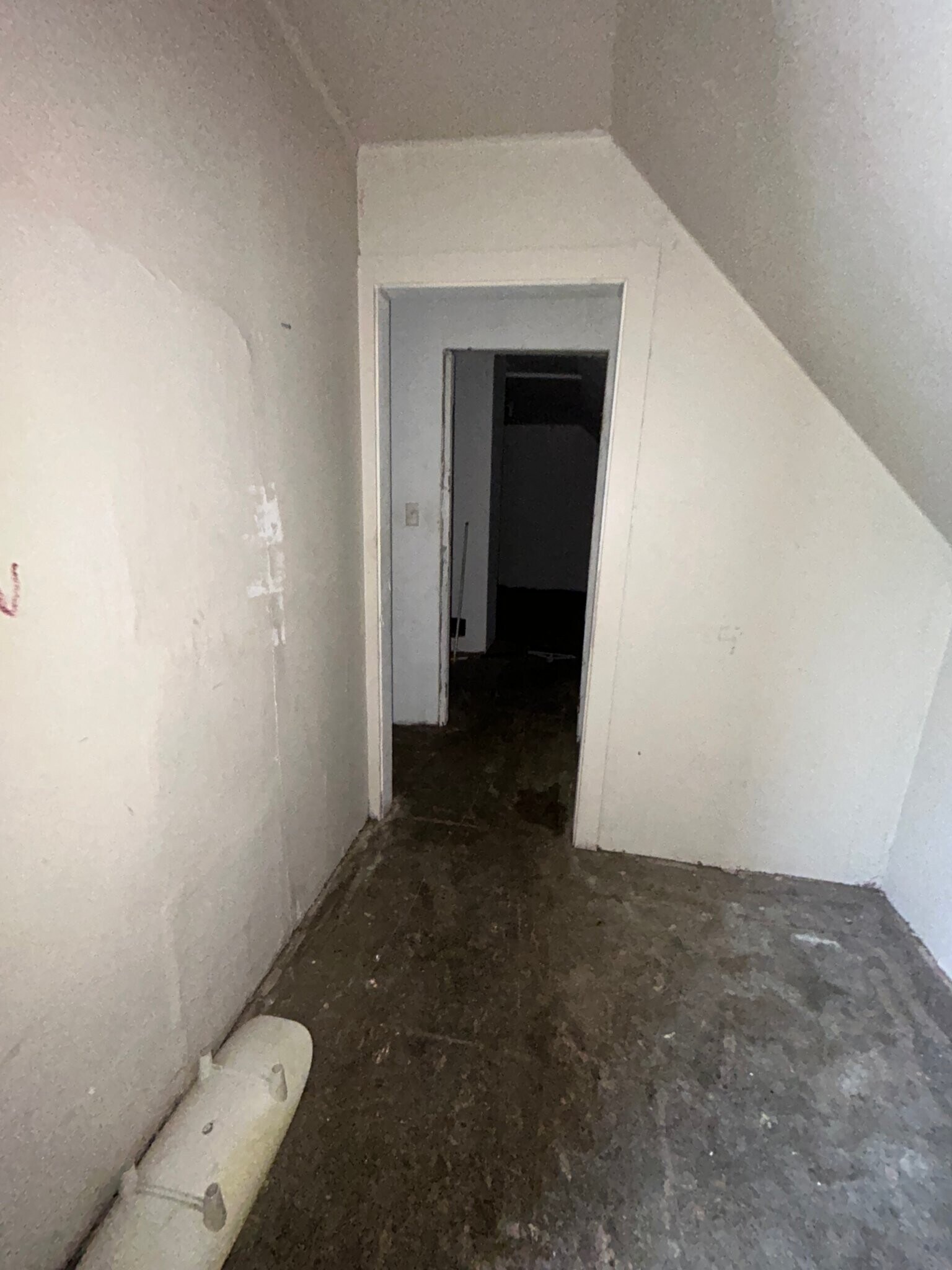 Building Photo - 1811 W Millman St