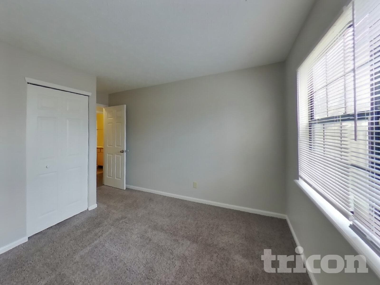 Building Photo - 6621 Pamona Cir