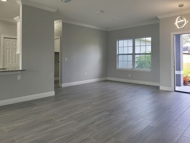 Building Photo - 13032 Agatha Ln