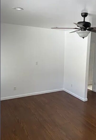 Building Photo - 1529 Mohawk St