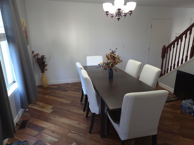 Building Photo - 2786 Yosemite Dr