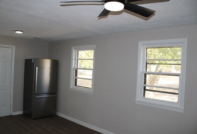 Building Photo - For Rent 3 Bedroom 2 Bath W/ Flex Space In South Aiken