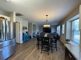 Building Photo - 10506 Tiger Way