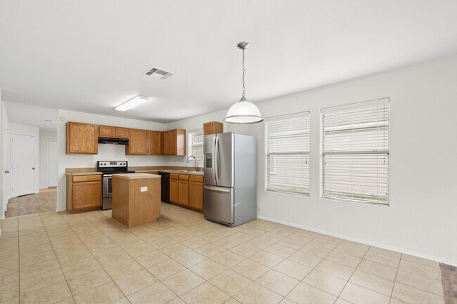 Building Photo - 7910 Buffalo View Ln