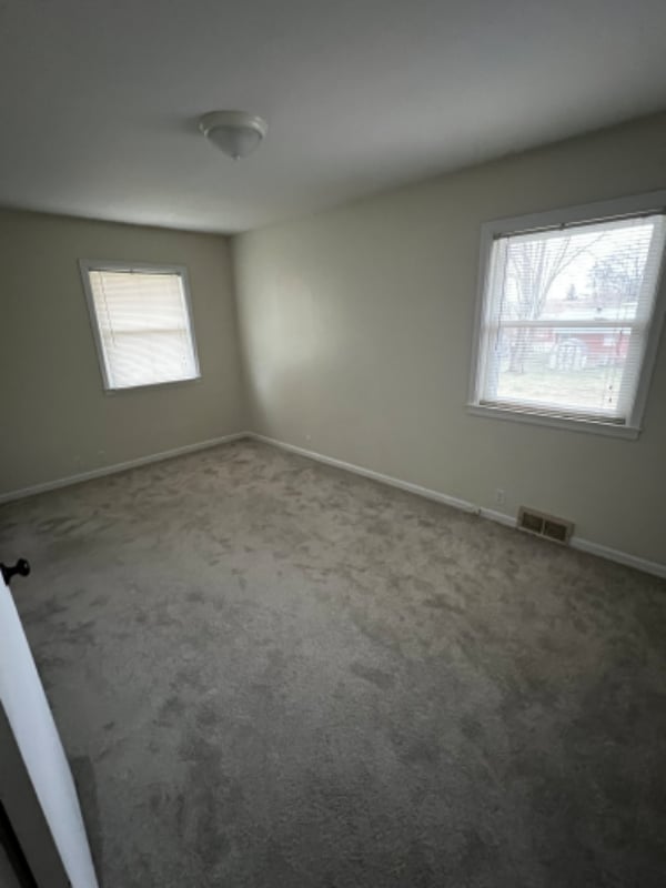 Building Photo - 207 Sunnyhill Dr