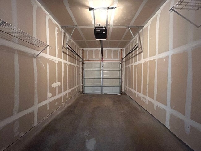 Building Photo - 1900 Scofield Ridge Pkwy