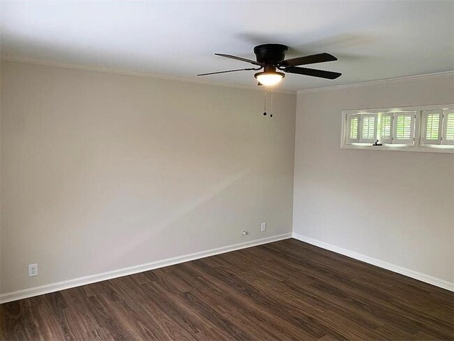 Building Photo - 2435 Miller Ferry Rd SW