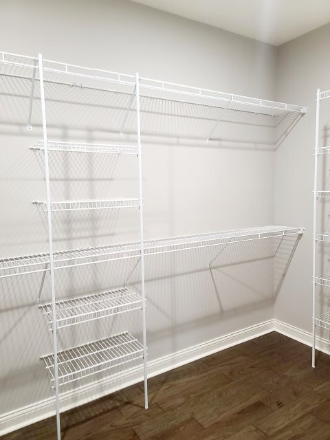 Building Photo - 620 Montrose Dr