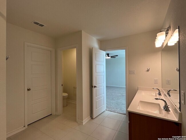 Building Photo - 11806 Black Rose