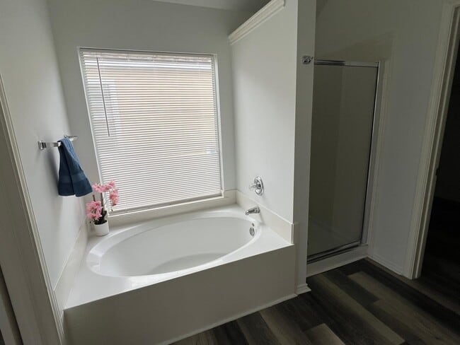 Building Photo - 6319 Sunlit Orchard Dr