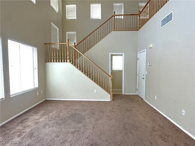 Building Photo - 8046 S Wards Ferry St