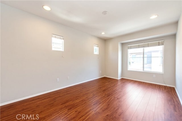 Building Photo - 22 Moonstone