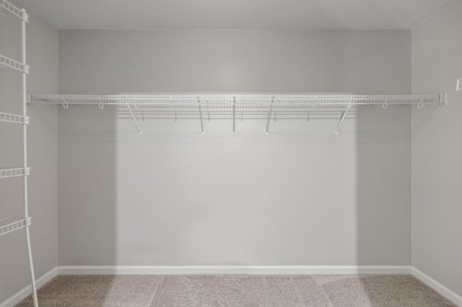 Building Photo - 377 Church St