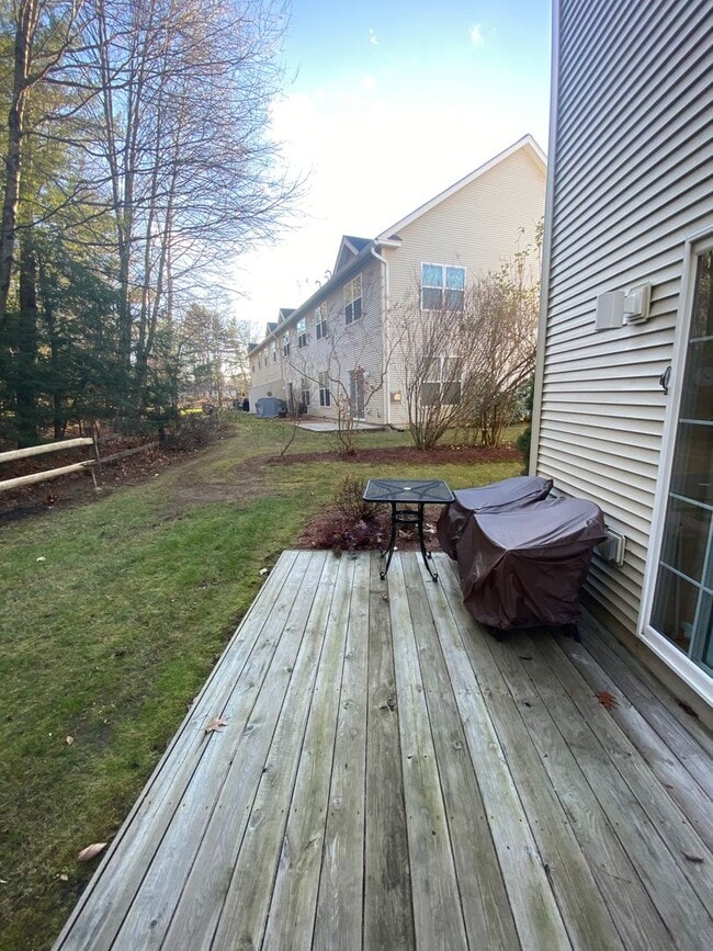 Building Photo - Furnished 2 or 3 bedroom condo Essex Junction SHORT TERM LEASE