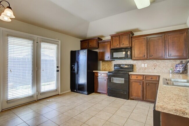 Building Photo - 3/2 in South Lubbock