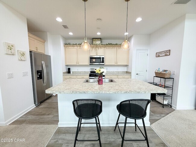 Building Photo - 8734 Sand dollar Dr