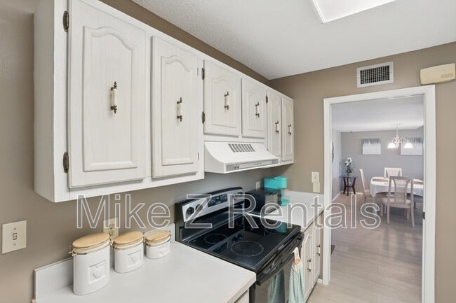 Building Photo - 200 Pebble Beach Blvd