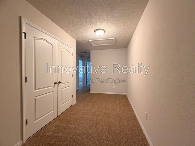 Building Photo - 67 Delacorte Wy