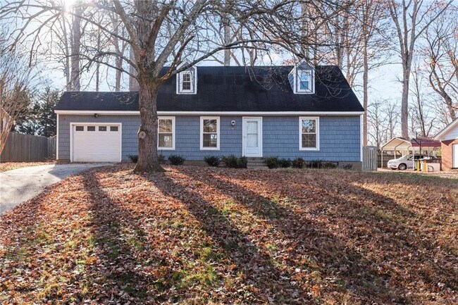 Building Photo - 1705 Three Meadows Rd