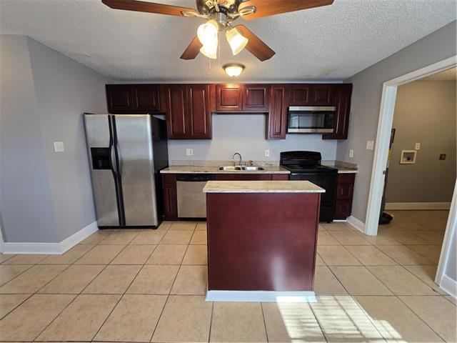 Building Photo - 2704-06 Dawson St