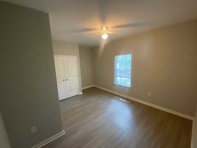 Building Photo - 108 BoniLane Cove