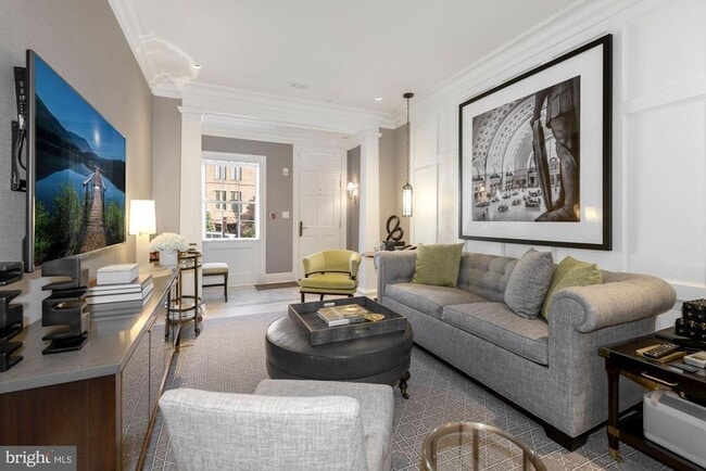 Primary Photo - 1026 31st St NW