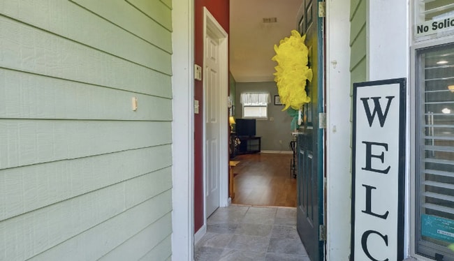 Building Photo - private - backyard fenced in large master suite!