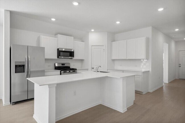 Building Photo - 17701 Sage Thrasher Dr