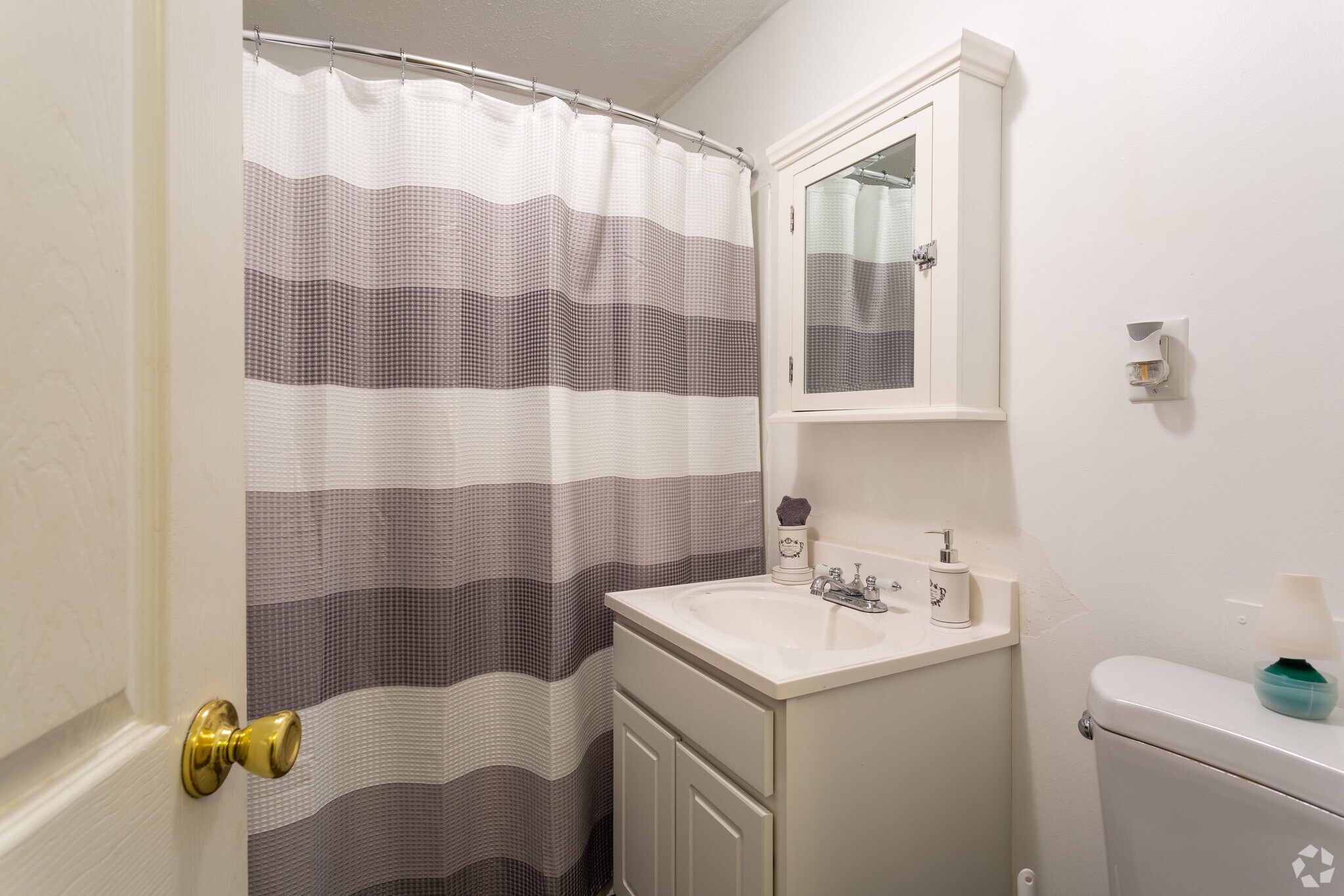 Spruce Knoll 594 Merrimack Ave Dracut MA 01826 Apartment Finder